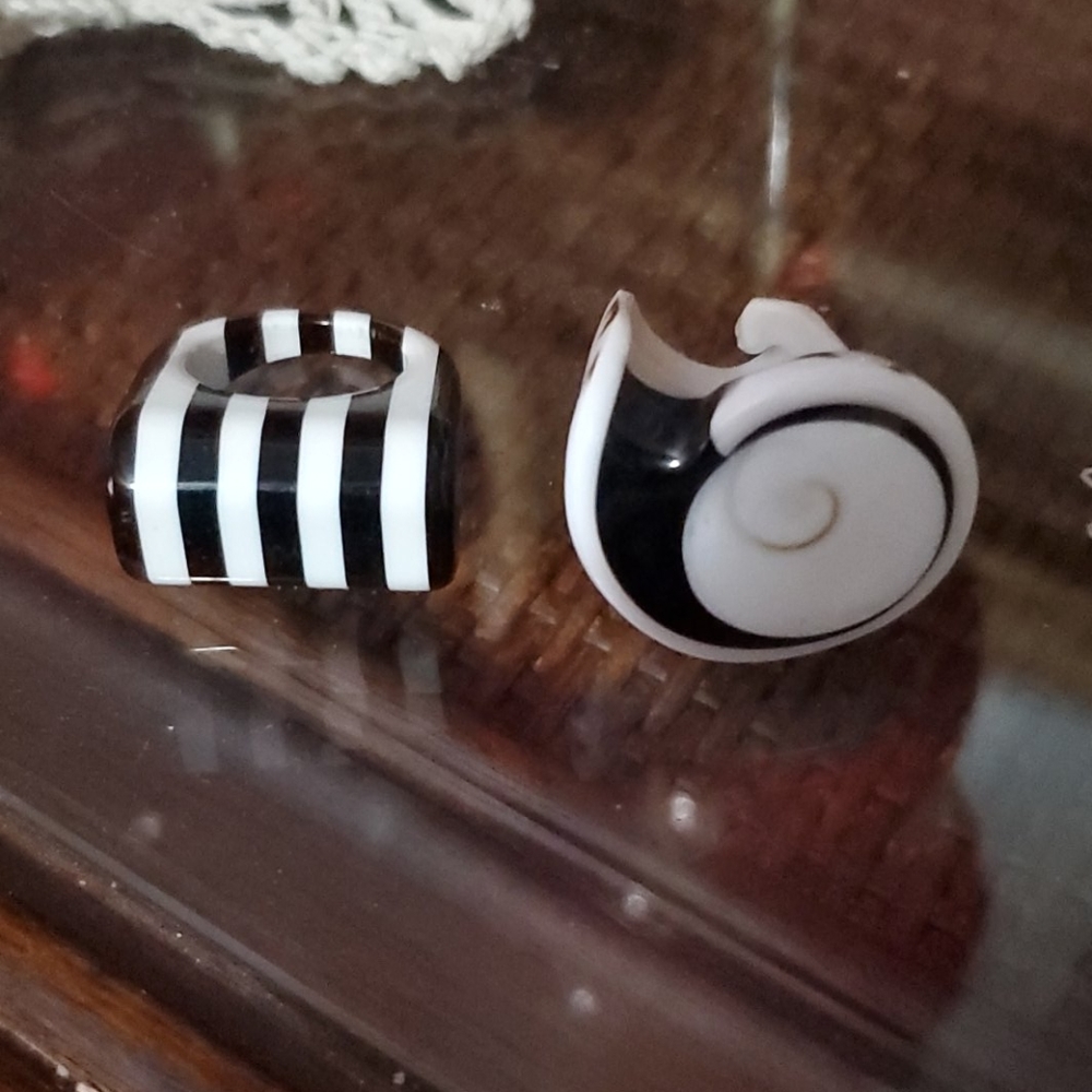 Two Statement Rings - image 1